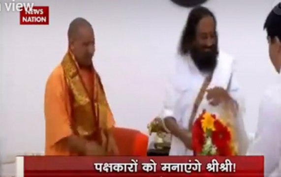 Sri Sri Ravi Shankar aims to solve Ram temple - Babri mosque dispute through talks