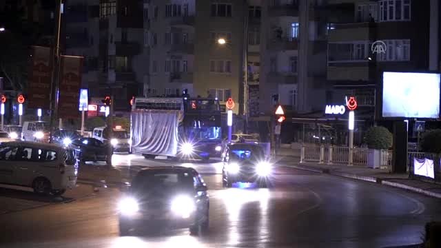 Niğde Belediyesi vatandaşları sahura bando eşliğinde kaldırdı