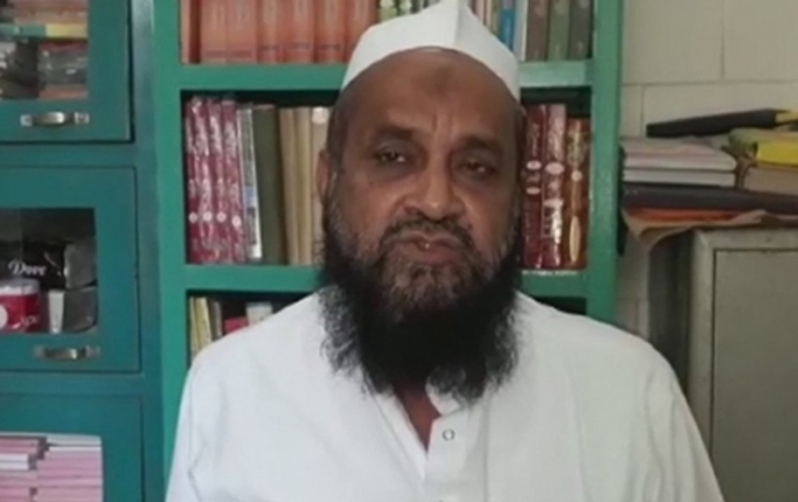Mudda Aaj Ka | If anyone worship other gods, they don't remain Muslim: Darul Uloom Deoband