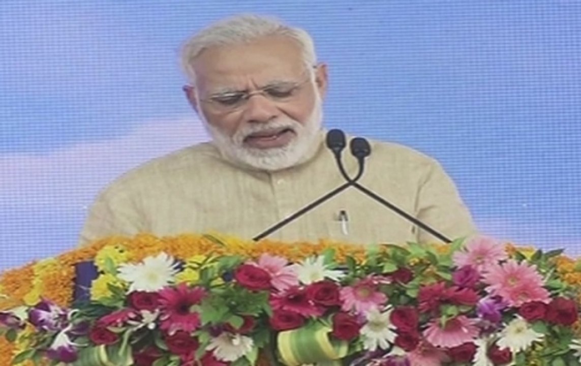 Modi in Vadnagar says he will work even harder for the nation