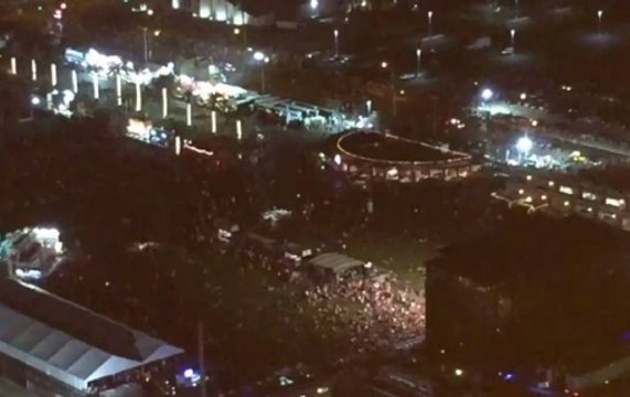 Shooting at music festival in Las Vegas: 2 dead, 24 injured, 12 critical in