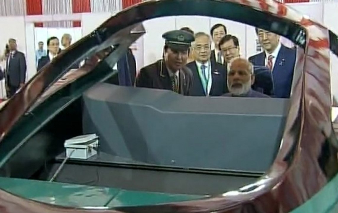 PM Narendra Modi and Japan's PM Shinzo Abe at B...