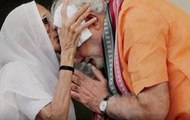 PM Modi with his mother Heeraben on his Birthday