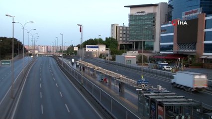 4 günlük sokağa çıkma kısıtlamasının son gününde E-5 karayolu boş kaldı