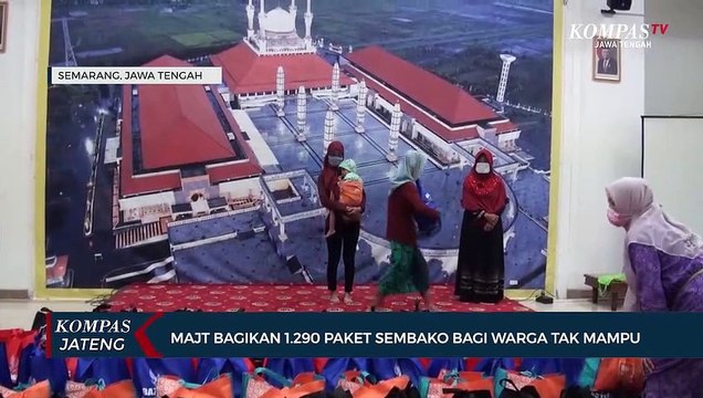 Masjid Agung Jawa Tengah Bagikan 1.290 Paket Sembako Bagi Warga Tak Mampu
