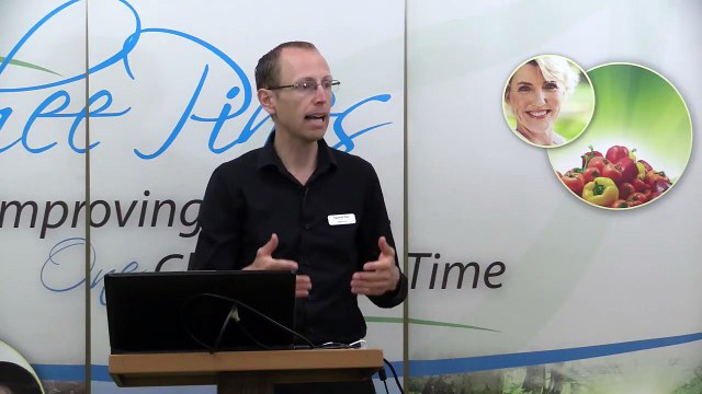 Uchee Pines Lifestyle Day 02 - 02 - Gardening