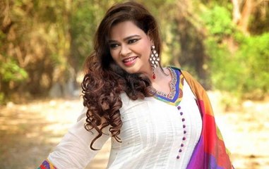 Serial Aur Cinema: Meet Gulfam Khan aka  Nanno and her exclusive make up kits