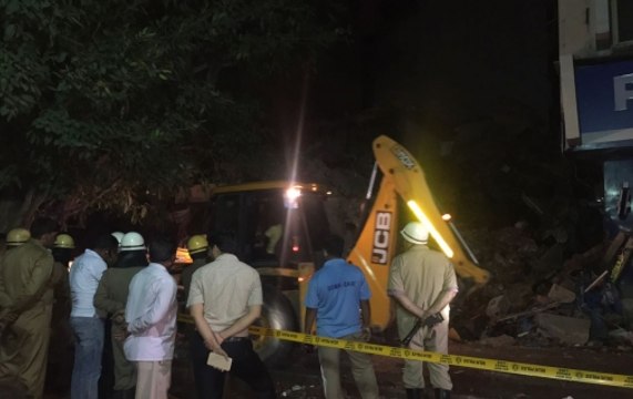 Delhi: Four-storey building collapses in Laxmi Nagar, residents escape unhurt