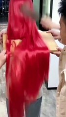 Il coupe les cheveux comme des Sushis, au sabre !