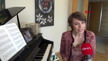 Gençlerden 'online' piyano resitali