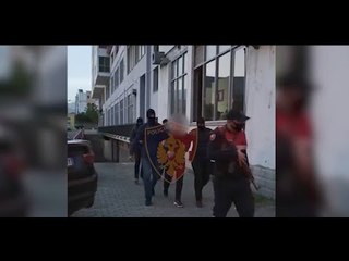 TIRANË/ Vodhi me dhunë, armë dhe eksploziv 15 ATM të bankave, arrestohet 31 vjeçari me 2 identitete