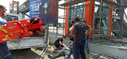 Elektrik akımına kapılıp ölen işçi güvenlik kamerasına yansıdı
