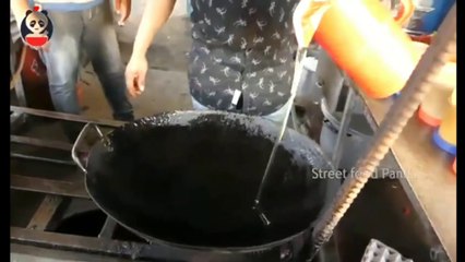 Tasty Chicken Chowmin| खाओगे तो हाथ चाटते रह जाओगे। देखे पूरी वीडियो और घर पर बनाये चिकन चावमींन