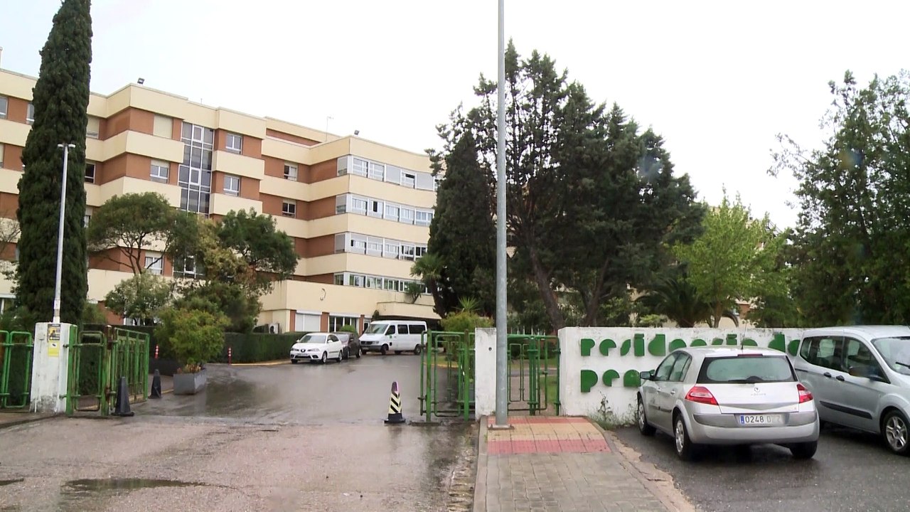 Familiares de fallecidos en residencia presentan querella ante posible "negligencia"