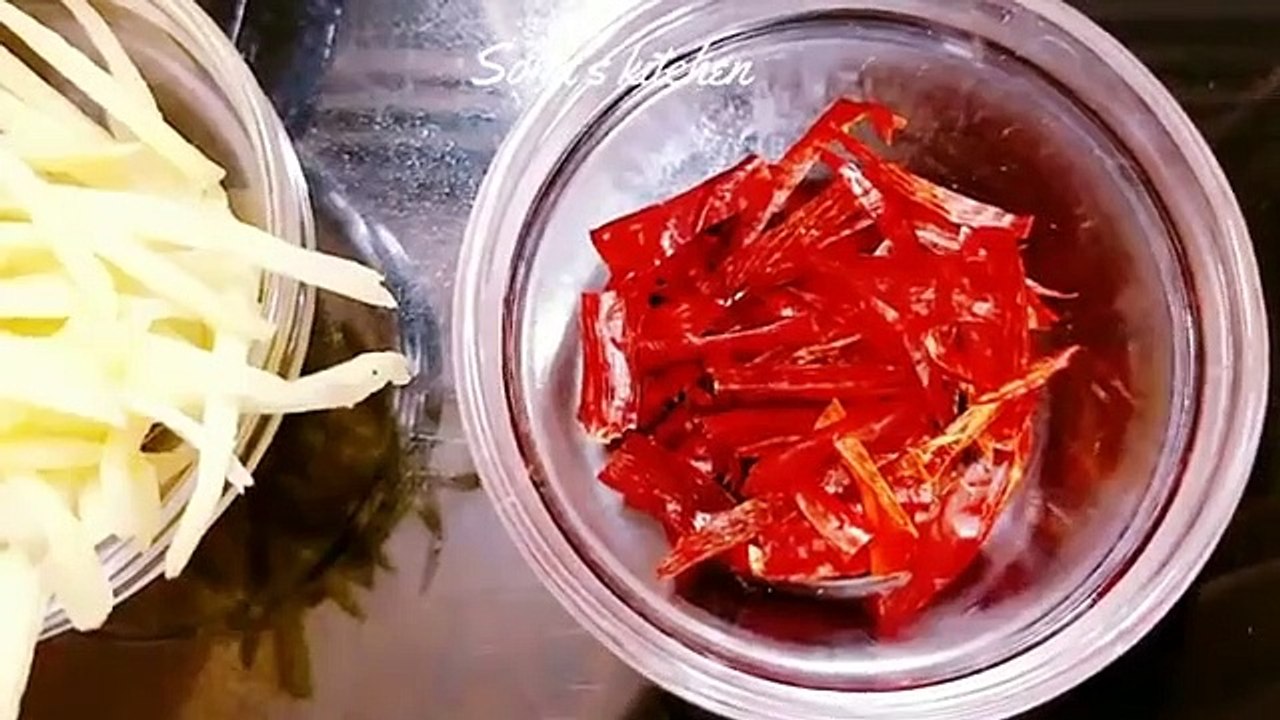 আচারের রাজা(কাঁচা আমের কাস্মীরী আচার) আমি যে ভাবে তৈরি করি,kacha  Aamer Kashmirreai Achar Bangla Recipe - ) really good one