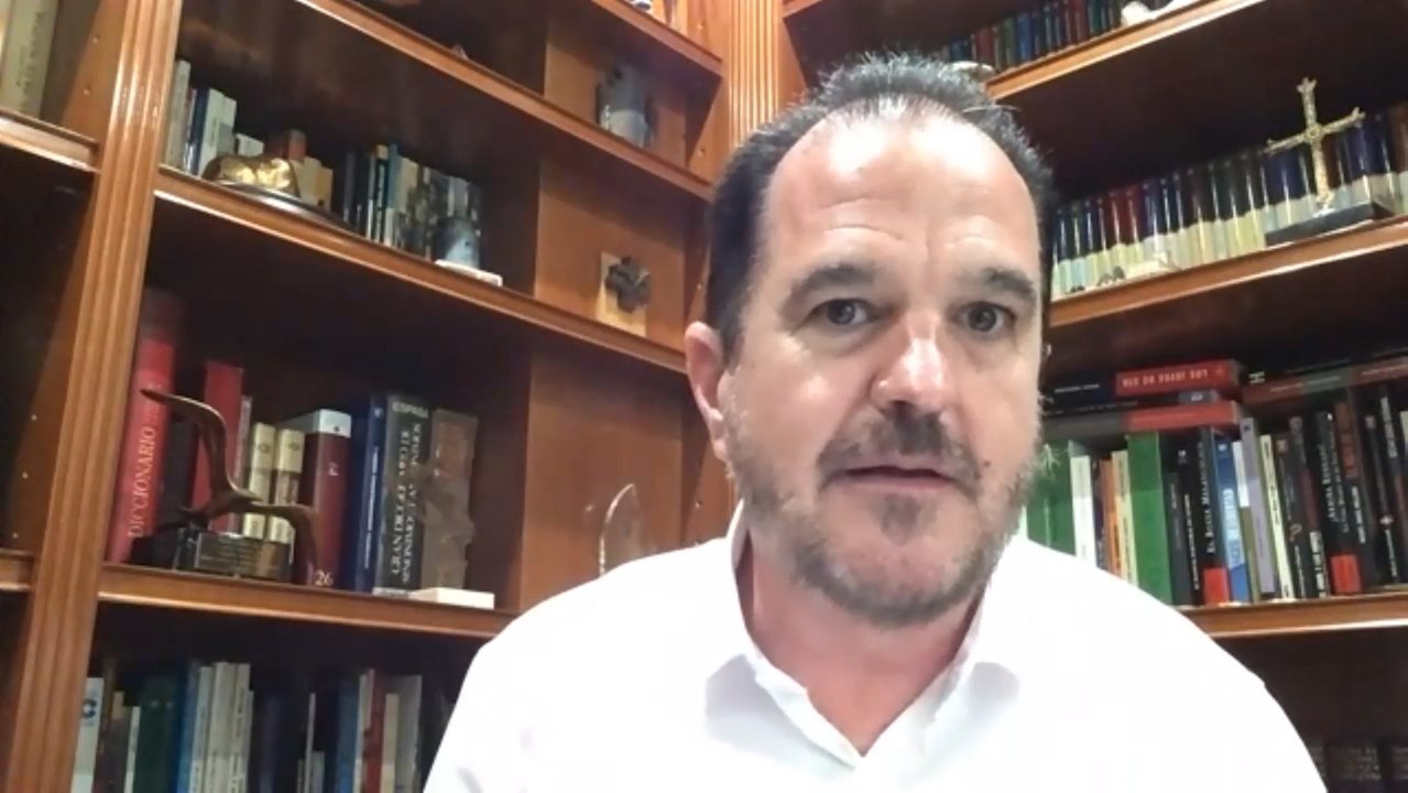 Iturgaiz, partidario de una campaña electoral de dos semanas