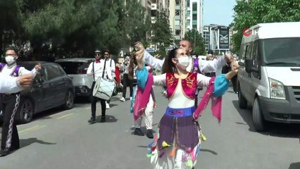 Maltepe sokakları 19 Mayıs’ta dans ve müziklerle şenlendi