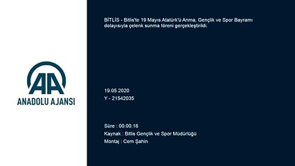 2500 rakımlı Karataş Dağında Türk bayrağı açtılar - BİTLİS