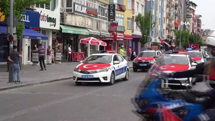 Uşak’ta emniyet ve jandarmadan ’19 Mayıs’ korteji