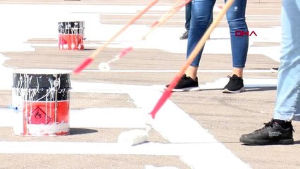 19 Mayıs'ta gençlerden rekor; Dünyanın en büyük resmini çizdiler