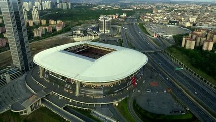 Download Video: 19 Mayıs coşkusuyla balkonlardan İstiklal Marşı okundu - Vodofone Park Stadı