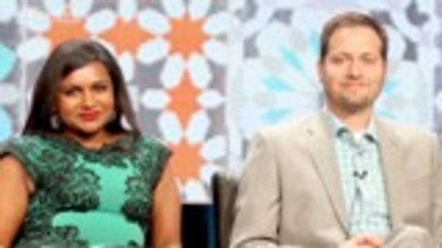 Mindy Kaling, Dan Goor Sign On to Write 'Legally Blonde 3' | THR News