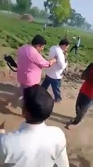 ਦੁਨੀਆ ਕਰੋਨਾਂ ਨਾਲ ਮਰ ਰਹੀ  ਆ ਤੇ ਇੰਡੀਆ ਚ ਲੋਕ ਆਪਸ ਵਿੱਚ  ਲੜ ਕੇ ਮਰੀ ਜਾ ਰਹੇ ਨੇ