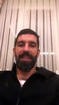 'Bayramları karıştıran' Arda Turan '19 Mayıs Ulusal Egemenlik ve Çocuk Bayramı'nı kutladı