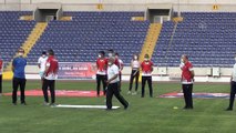 19 Mayıs Atatürk'ü Anma, Gençlik ve Spor Bayramı kutlanıyor - MERSİN