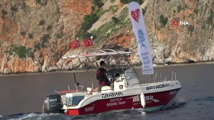 Alanya’da tekneler denize 19 Mayıs için açıldı