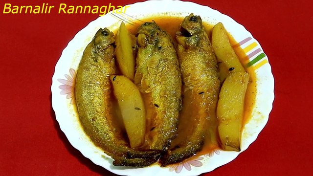 Alu Diye Pabda Macher Jhol ll Fish Curry With Potato ll Bengali Recipe ll Bengali Macher Jhol Recipe