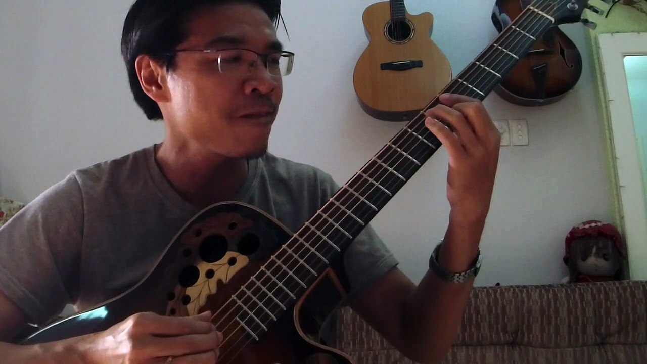 Baritone guitar solo - Người em sầu mộng