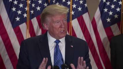 Tải video: Donald Trump estime que Nancy Pelosi a 