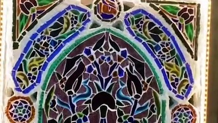 Sanat galerisindeki çinilerin, 500 yıllık tarihi camiden çalındığı ortaya çıktı!