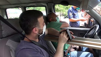 Alanya’da sürücülere maske ve sosyal mesafe denetimi