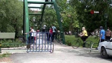 Çocuklar yasağın kalkmasıyla sokaklara akın etti