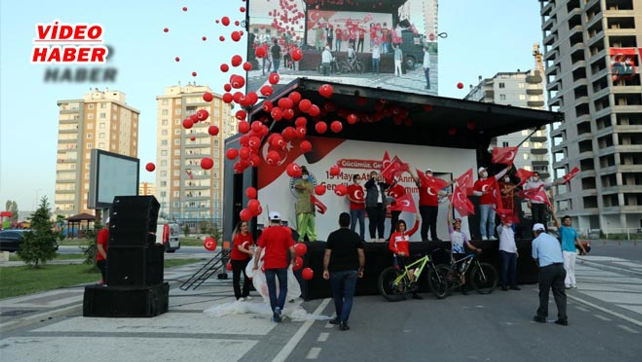 (20 Mayıs 2020) MELİKGAZİ’DE 19 MAYIS COŞKUYLA KUTLANDI