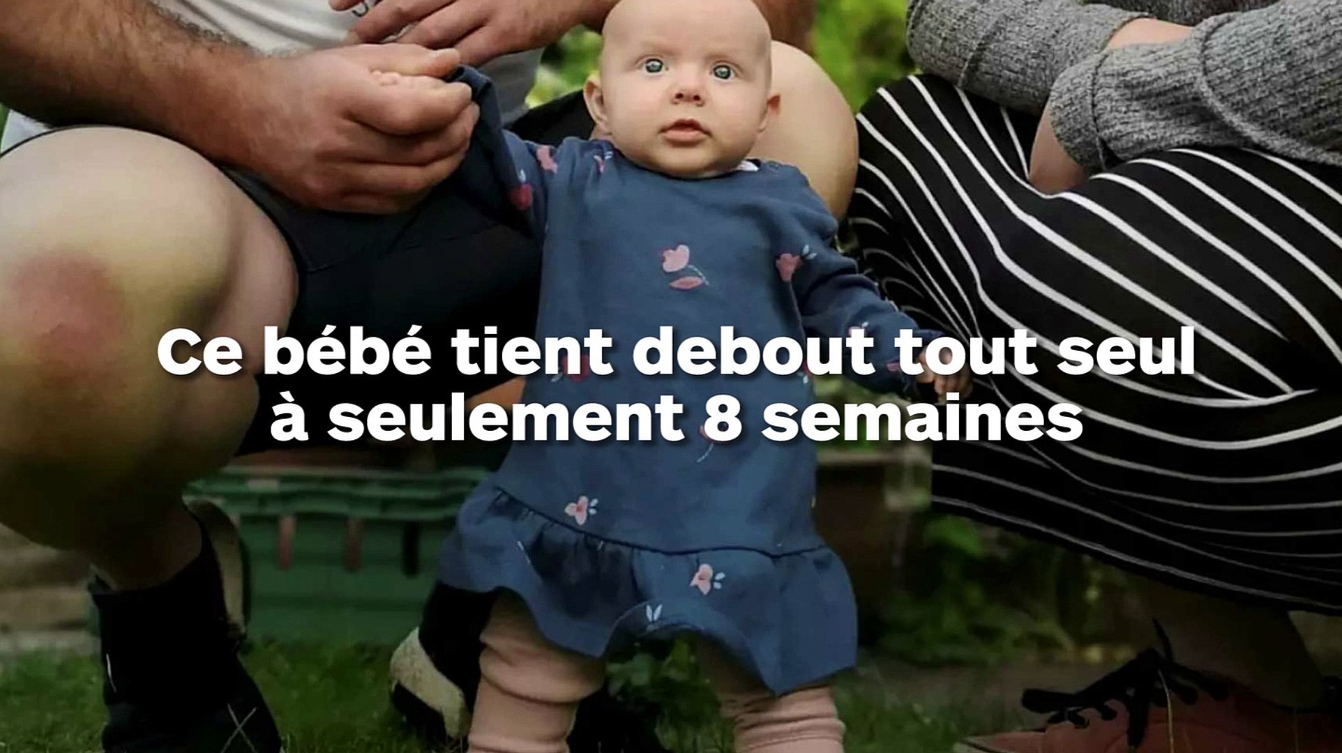 Un Bebe De 8 Semaines Tient Debout Tout Seul Video Dailymotion