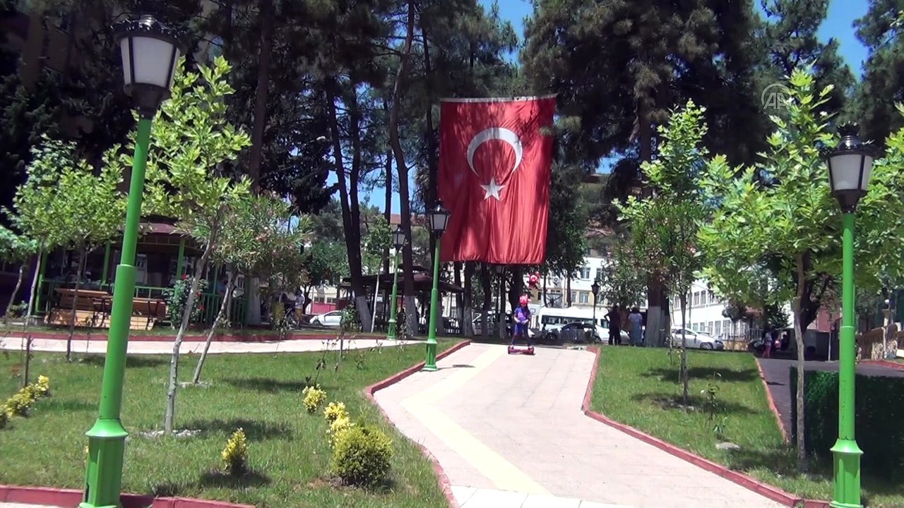 14 yaş altı çocuklar bir hafta aranın ardından yeniden sokağa çıktı - GAZİANTEP