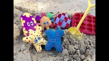 HAAHOOS TOYS Making Sand Hearts At The BEACH-