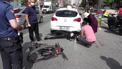 BEYLİKDÜZÜ'NDE SOKAĞA ÇIKARAK BİSİKLETE BİNEN ÇOCUĞA OTOMOBİL ÇARPTI