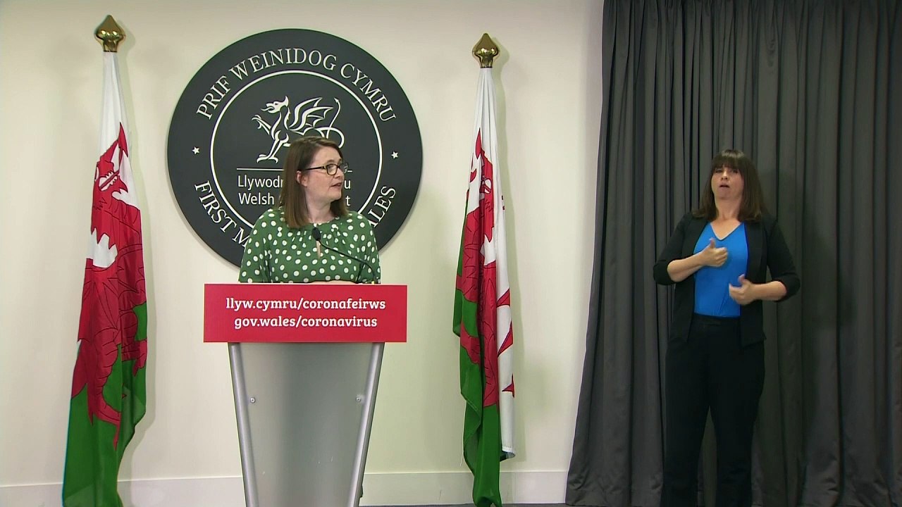 Wales will not set ‘arbitrary date’ for school returns