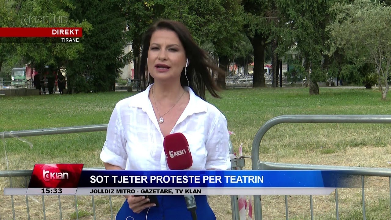 Sot tjeter proteste per teatrin