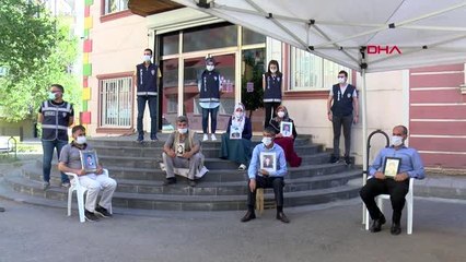 DİYARBAKIR HDP önündeki eylemde 261'inci gün