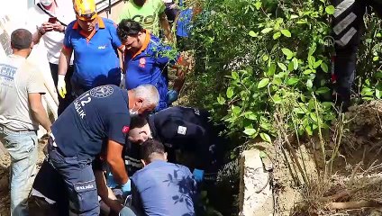 Toprak altında kalan 2 işçi kurtarıldı - TEKİRDAĞ