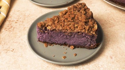 Blueberry Crisp Cheesecake Is A Summertime Showtopper