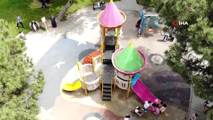 14 yaş altı çocuklar park ve yeşil alanlarda eğlendi