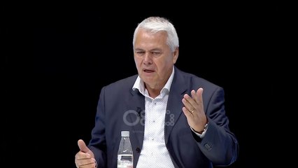 Arena - Zef Bushati: Teatri duhet të ruhej, salla ishte ikonike!