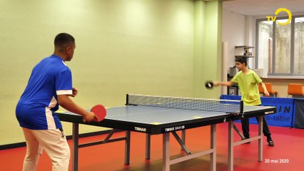 Sujet: Le club de Tennis de table