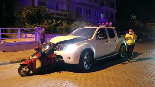Muğla'da kamyonetin çarptığı motosiklet sürücüsü ağır yaralandı